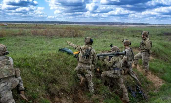 来大活了，直接参战？大批美国军官进入乌克兰：俄军做出重大决定